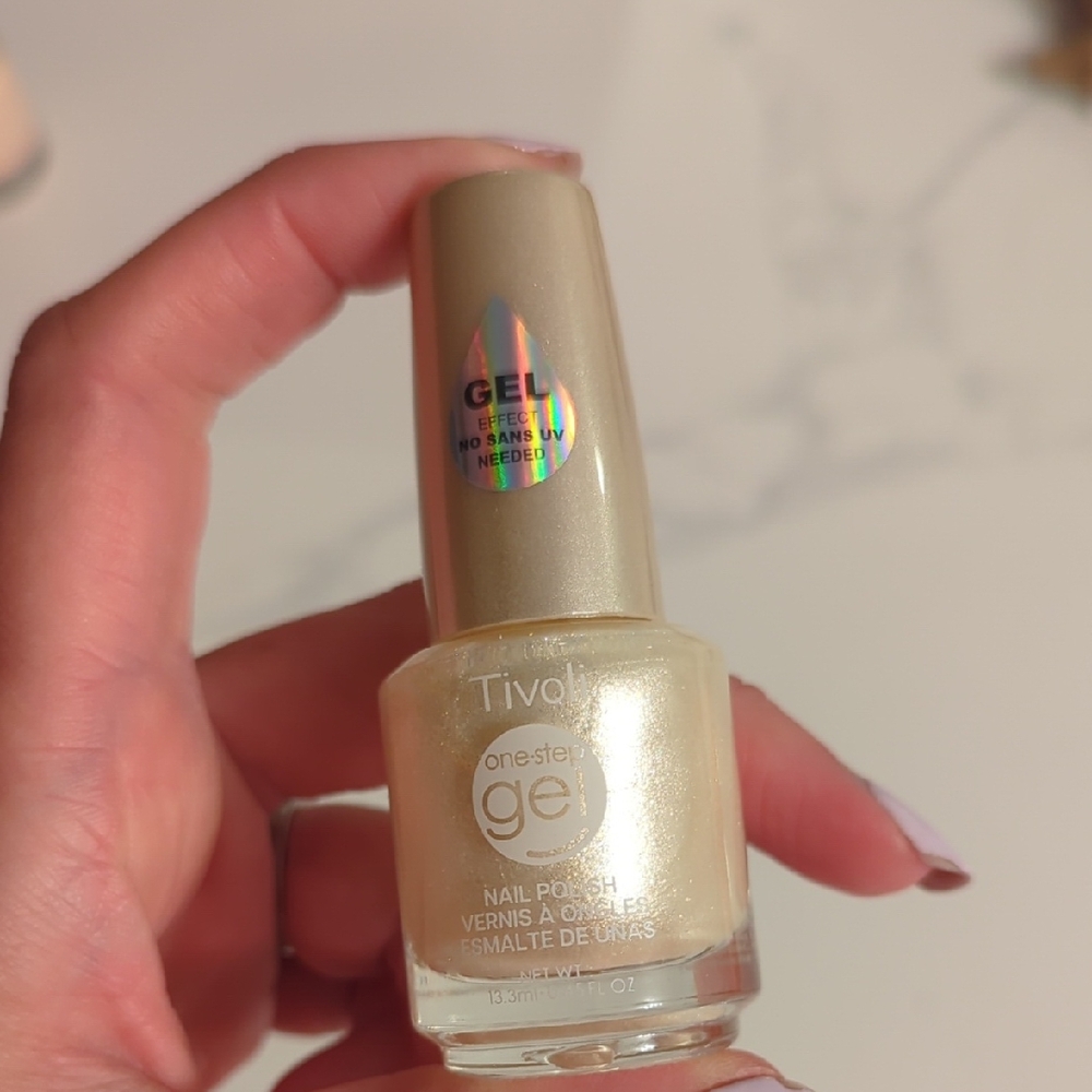 NWOT Tivoli Shimmering Gold Gel Nail Polish
